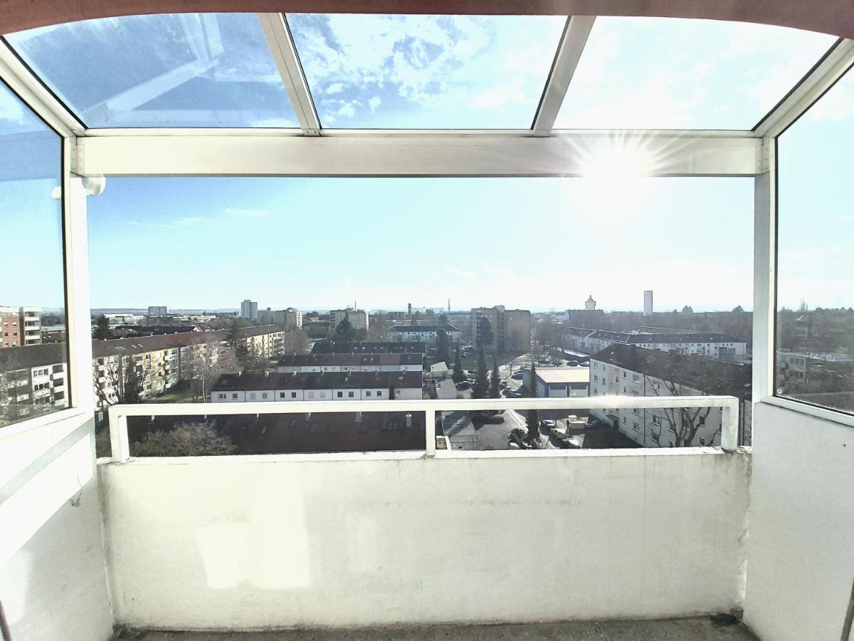 Penthouse "Marc Aurel" - Greatview, Wifi & Netflix Apartment Schweinfurt Exterior photo